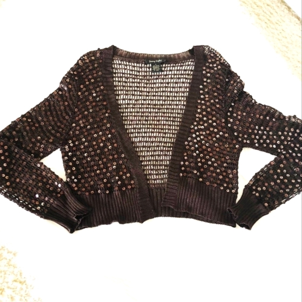 🍒 NWT SUNNY TAYLOR SHRUG